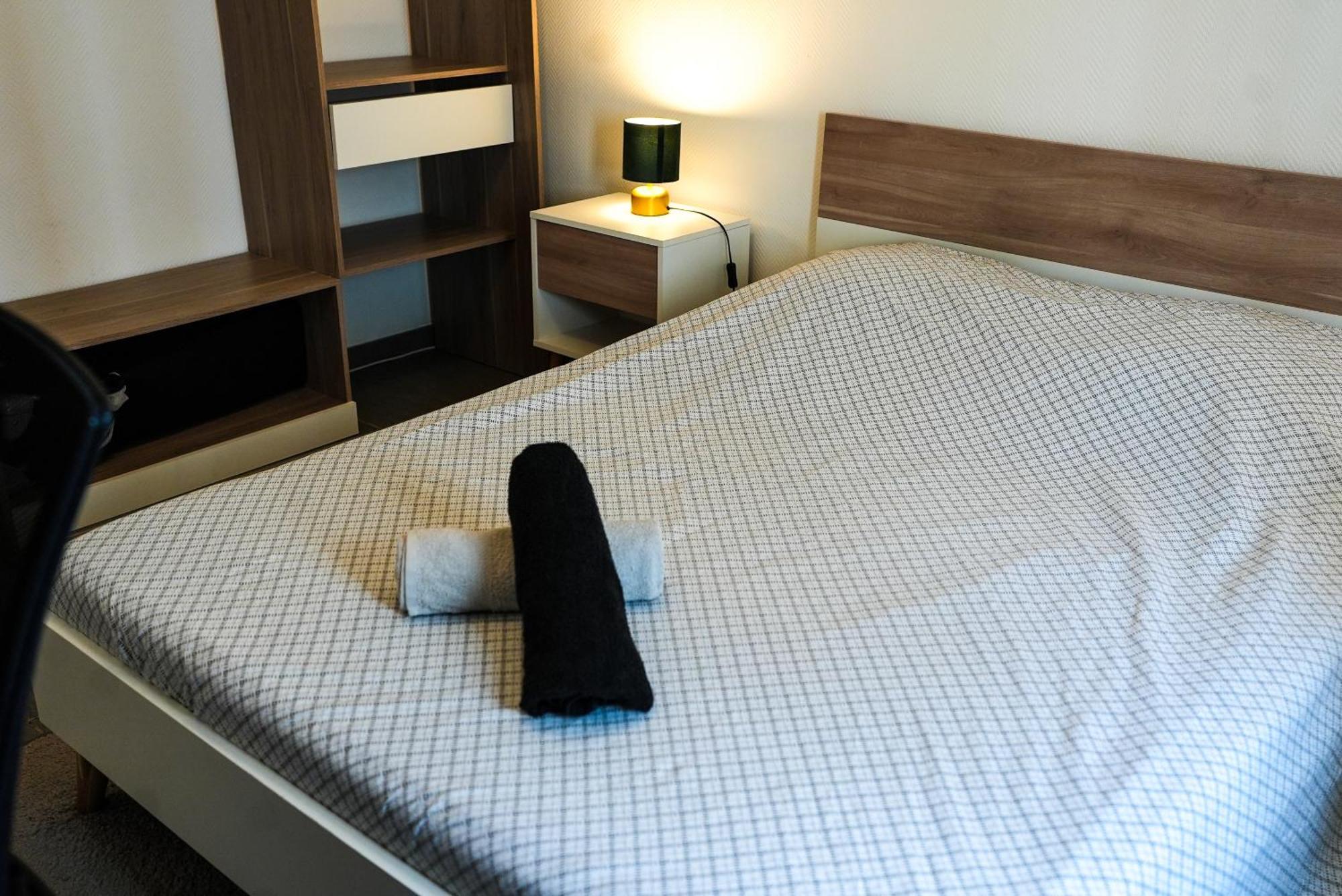 Temis Et Centre Avec Parking-wifi Apartment